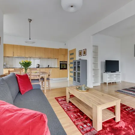 Kapitanski - Neptun Park Grande * غدانسك