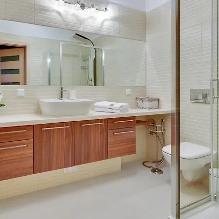 Kapitanski - Neptun Park Grande شقة غدانسك