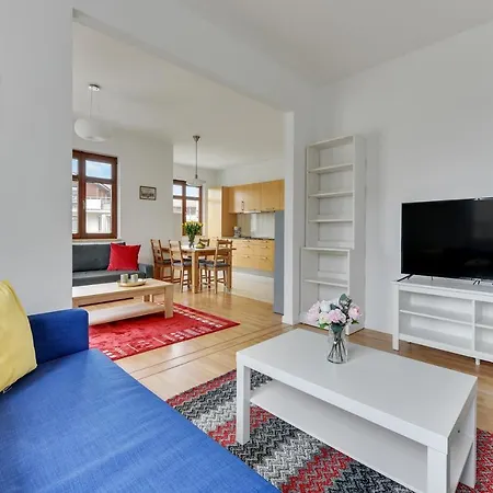 Kapitanski - Neptun Park Grande