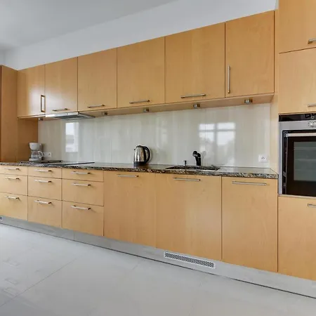 Kapitanski - Neptun Park Grande *